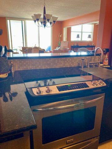 3540 S Ocean Boulevard, South Palm Beach, FL 33480