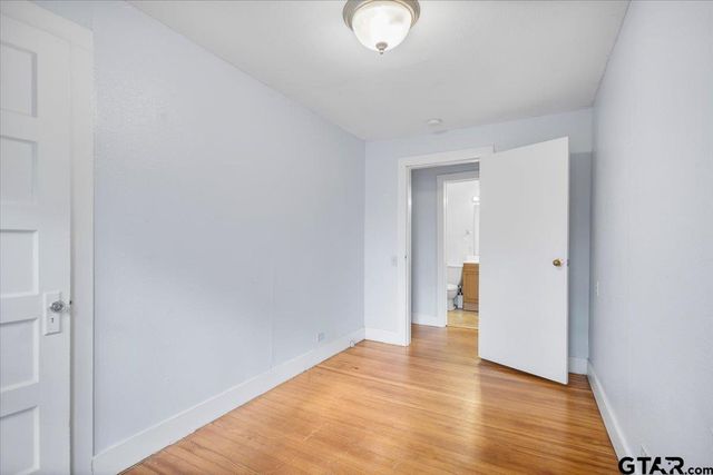 832 S Bois D arc, Tyler, TX 75701