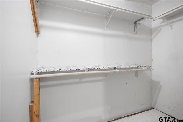 832 S Bois D arc, Tyler, TX 75701