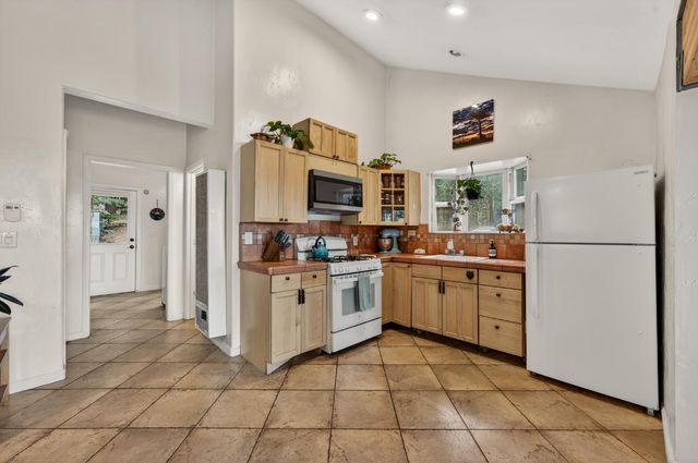 1212 Moody Ridge Rd, Alta, CA 95701