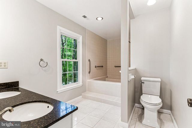 12203 ASHLEY CT, Manassas, VA 20112