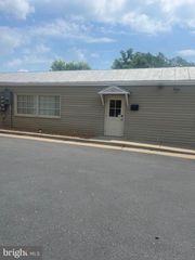 20 BOND ST, Winchester, VA 22601