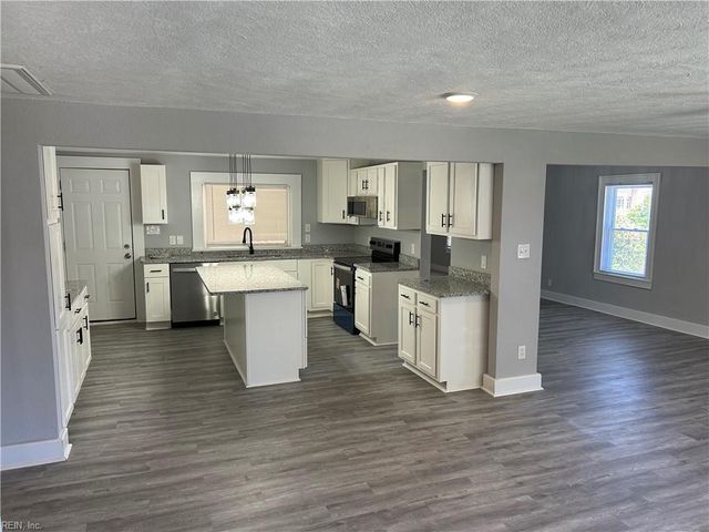 2600 Nashville AVE, Portsmouth, VA 23704