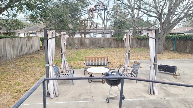 3934 Redwood St, Corpus Christi, TX 78411