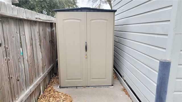 3934 Redwood St, Corpus Christi, TX 78411