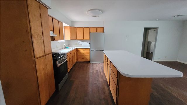 3934 Redwood St, Corpus Christi, TX 78411