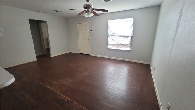 3934 Redwood St, Corpus Christi, TX 78411