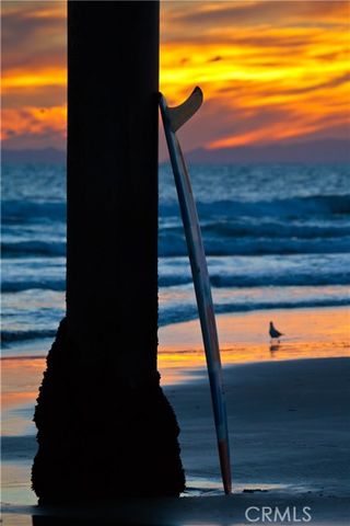 206 Chicago Avenue D, Huntington Beach, CA 92648