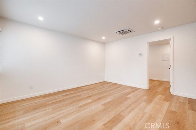 206 Chicago Avenue D, Huntington Beach, CA 92648