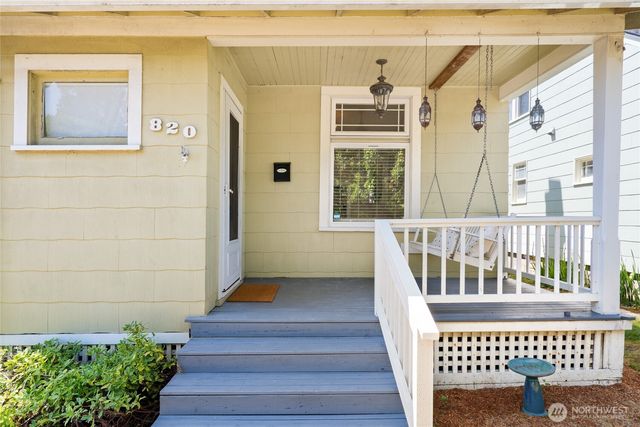 820 N Fife Street, Tacoma, WA 98406