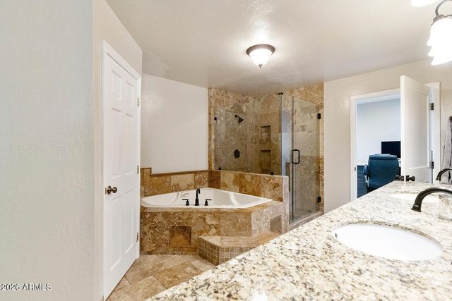 12816 E VIA DE PALMAS --, Chandler, AZ 85249