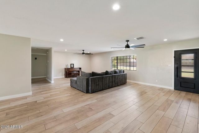 12816 E VIA DE PALMAS --, Chandler, AZ 85249