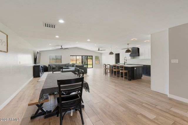 12816 E VIA DE PALMAS --, Chandler, AZ 85249