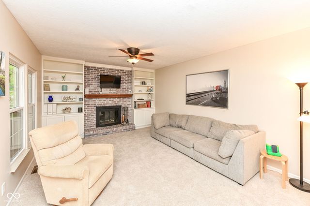 7783 Carly Place, Fishers, IN 46038