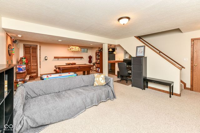 7783 Carly Place, Fishers, IN 46038