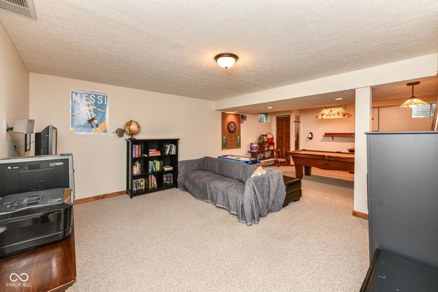 7783 Carly Place, Fishers, IN 46038