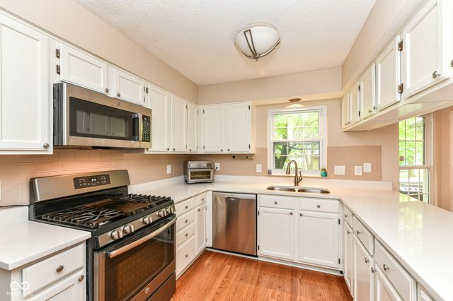 7783 Carly Place, Fishers, IN 46038