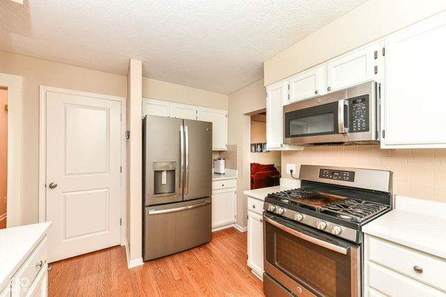 7783 Carly Place, Fishers, IN 46038