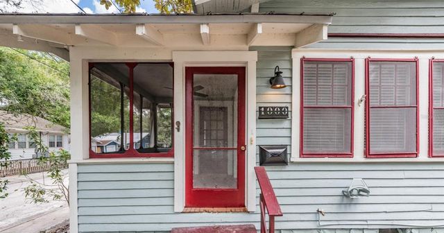 1000 E CRENSHAW STREET, Tampa, FL 33604