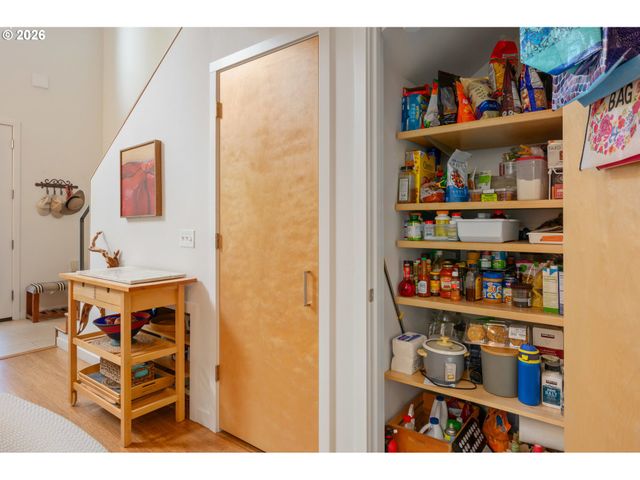 2847 FRIENDLY St, Eugene, OR 97405
