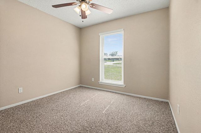 1024 S Riverside Drive, Grapevine, TX 76051