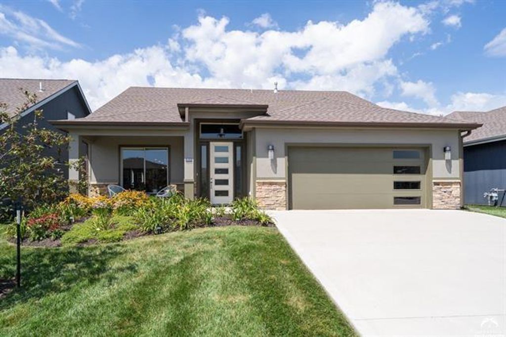 1103 Renaissance Drive, Lawrence, KS 66049