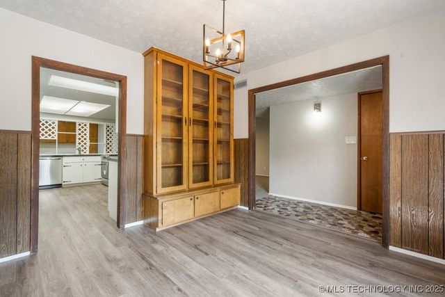 738 Winter Lane, Claremore, OK 74017