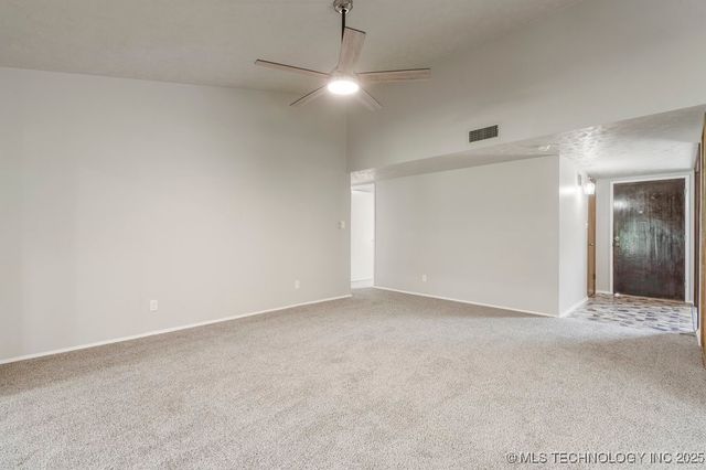 738 Winter Lane, Claremore, OK 74017
