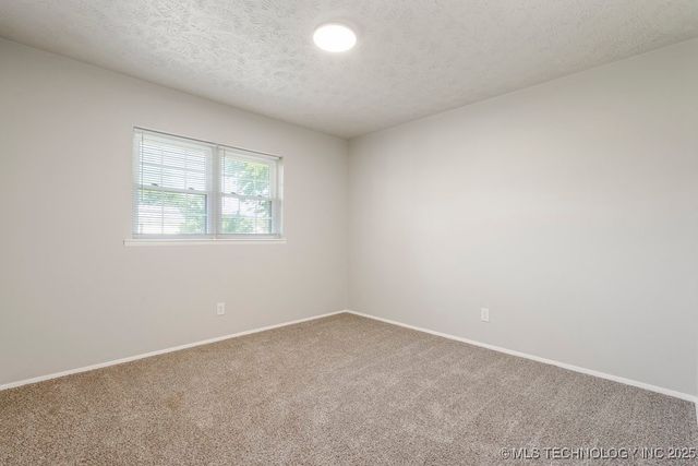 738 Winter Lane, Claremore, OK 74017
