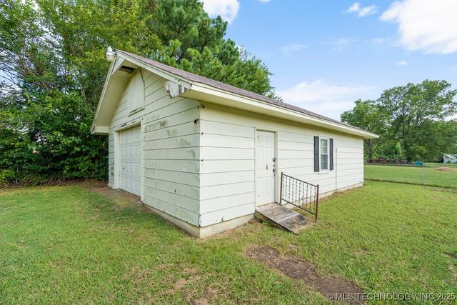 738 Winter Lane, Claremore, OK 74017