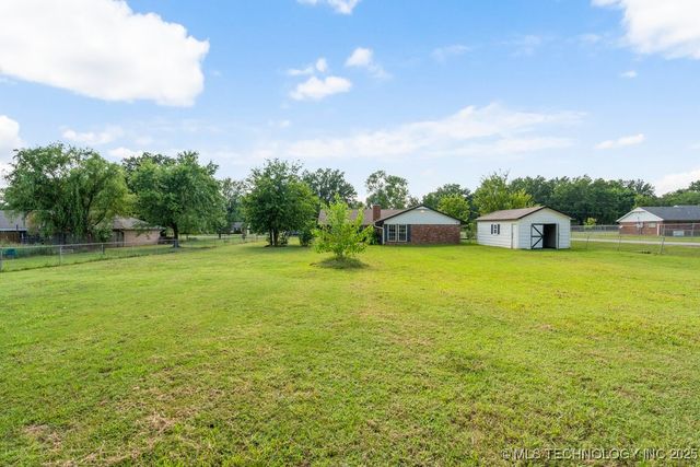 738 Winter Lane, Claremore, OK 74017