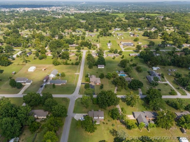 738 Winter Lane, Claremore, OK 74017