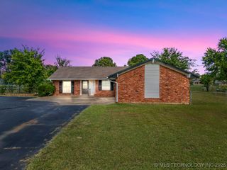 738 Winter Lane, Claremore, OK 74017