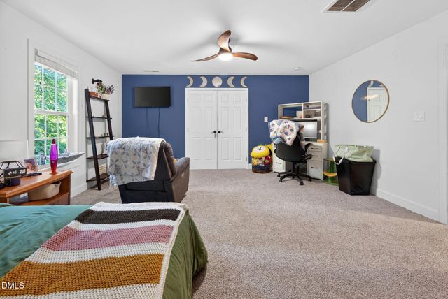 465 Spencers Gate Drive, Youngsville, NC 27596