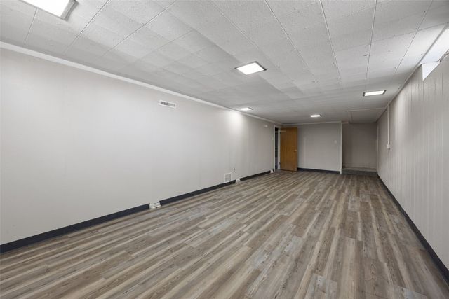 143 26th Street NW, Cedar Rapids, IA 52405