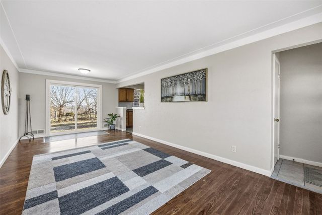 143 26th Street NW, Cedar Rapids, IA 52405