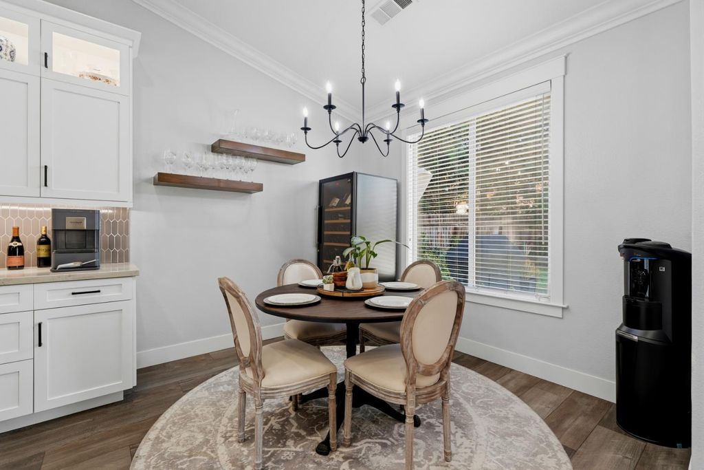 Image 33 of property listing at 1962 Iacovetti, Tulare, CA 93274