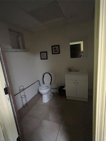 13657 Grand River Avenue, Detroit, MI 48227