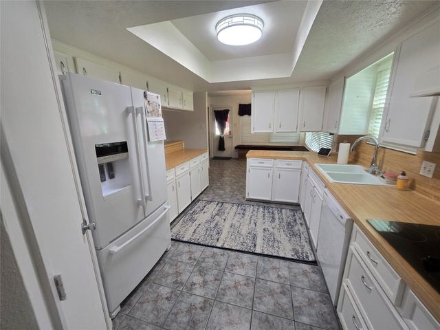 9802 Sagepike Drive, Houston, TX 77089
