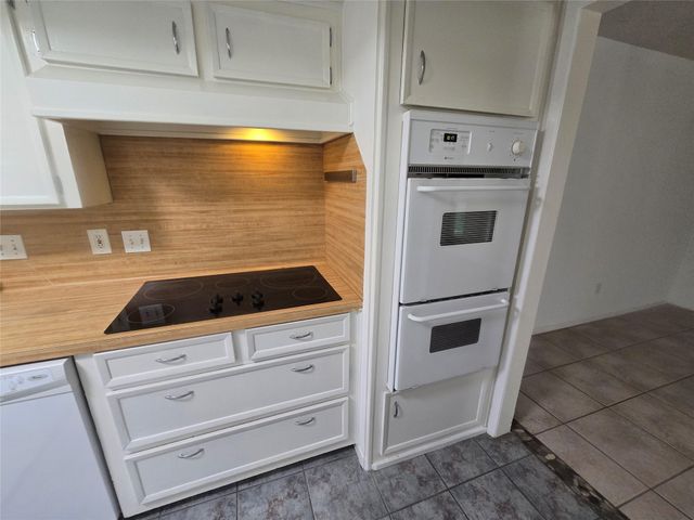 9802 Sagepike Drive, Houston, TX 77089