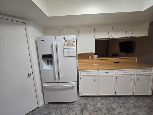 9802 Sagepike Drive, Houston, TX 77089