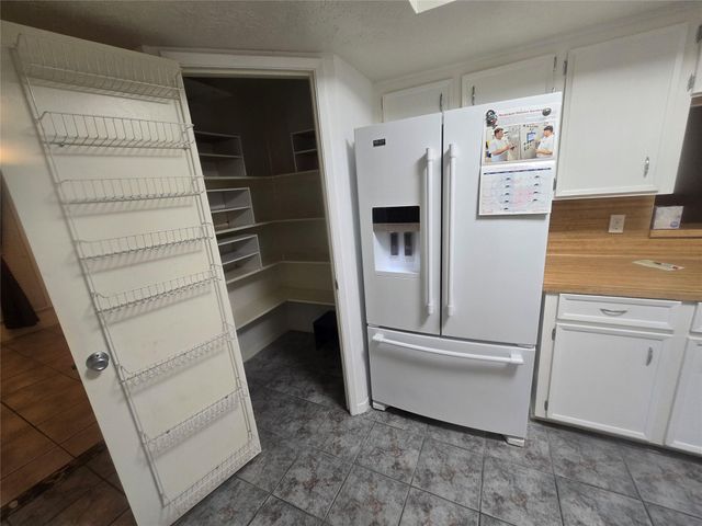 9802 Sagepike Drive, Houston, TX 77089