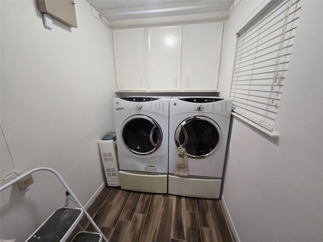 9802 Sagepike Drive, Houston, TX 77089