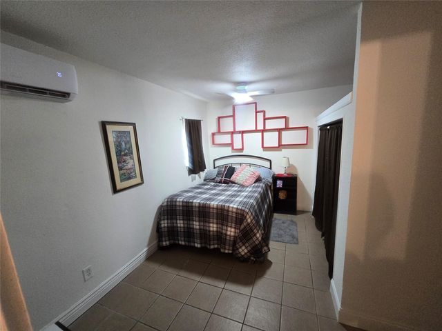 9802 Sagepike Drive, Houston, TX 77089