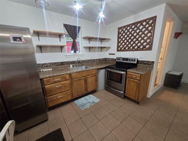 9802 Sagepike Drive, Houston, TX 77089