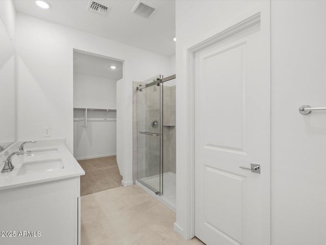 15921 W COTTONTAIL Lane, Surprise, AZ 85387