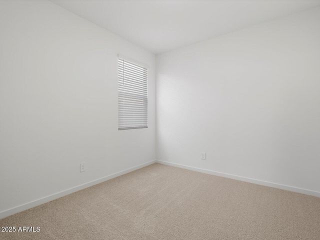 15921 W COTTONTAIL Lane, Surprise, AZ 85387