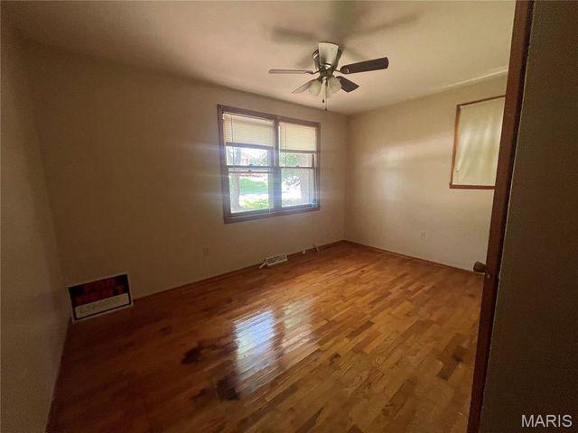 708 High Street, Marble Hill, MO 63764