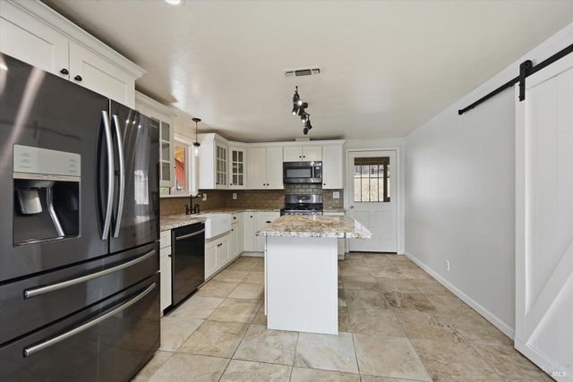 5475 Wilkinson Ave, Clearlake, CA 95422