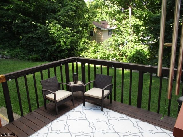 24 W Shore Dr, Vernon Twp., NJ 07462